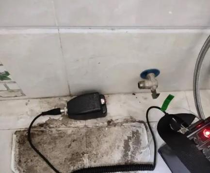 经开区屋顶漏水维修公司分享下卫生间漏水的危害及解决方法